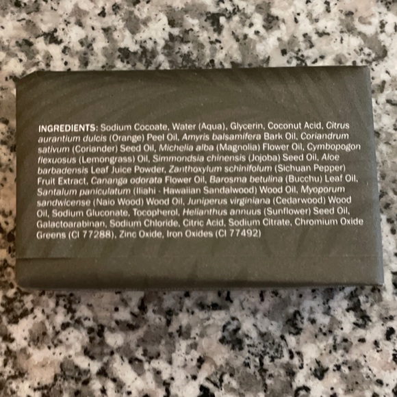 Moisturizing Bath Bar, Infused With Malama Essential Oil — doTERRA - Picture 4 of 10